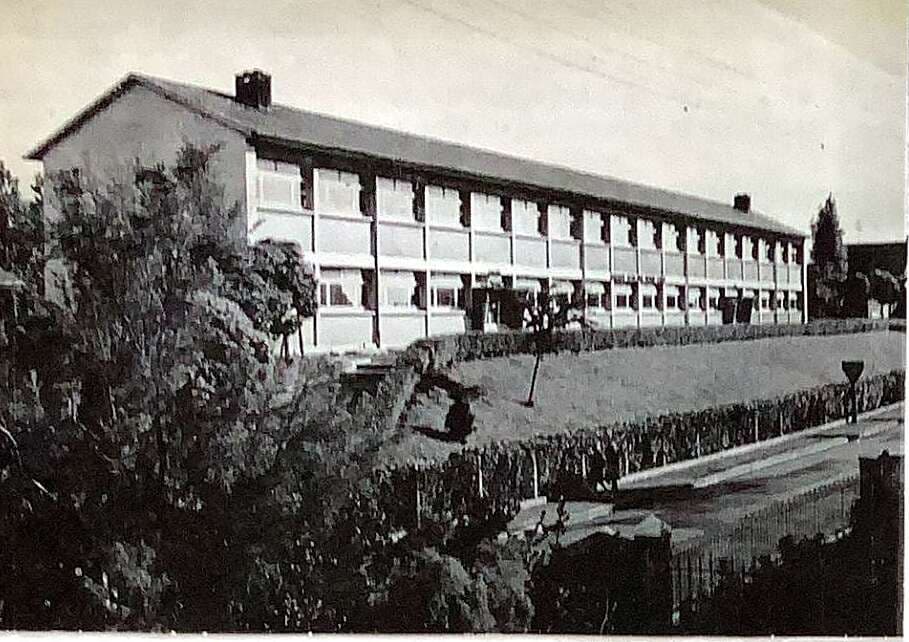 École